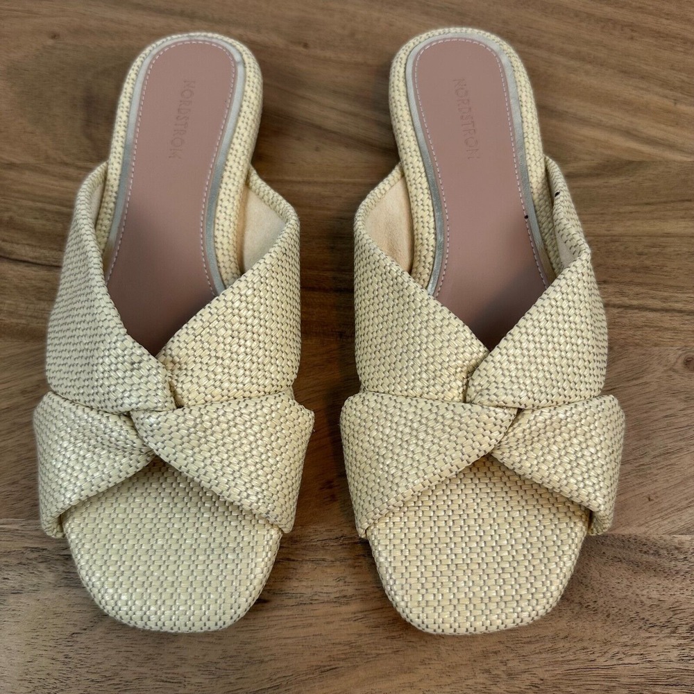 New Womens Nordstrom Nocerise Tan Faux Leather Weave Slides Sandals Size 6.5 M